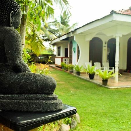 The Breeze Mirissa Bed & Breakfast Ngoại thất bức ảnh