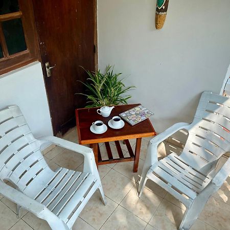 The Breeze Mirissa Bed & Breakfast Ngoại thất bức ảnh