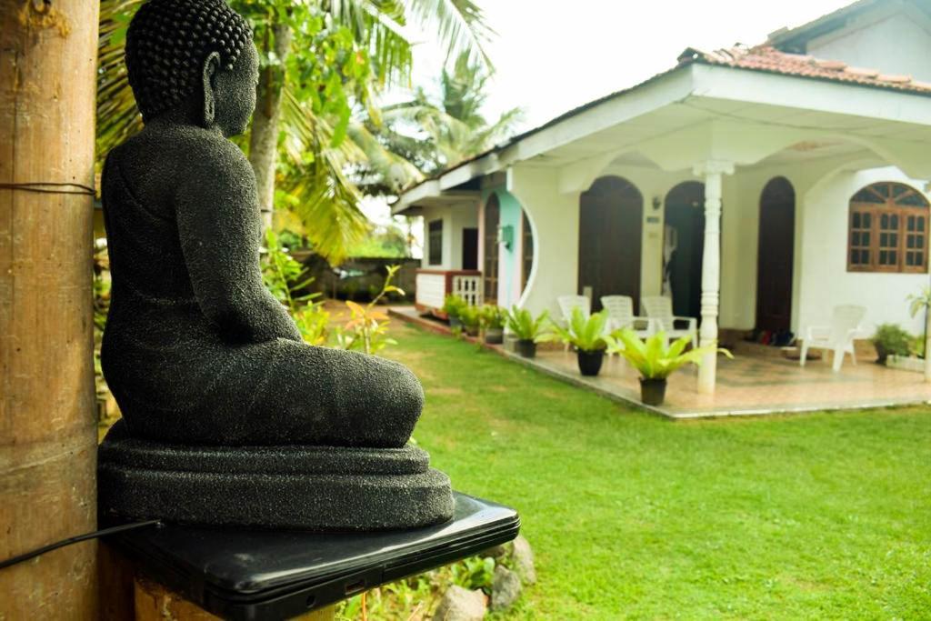 The Breeze Mirissa Bed & Breakfast Ngoại thất bức ảnh