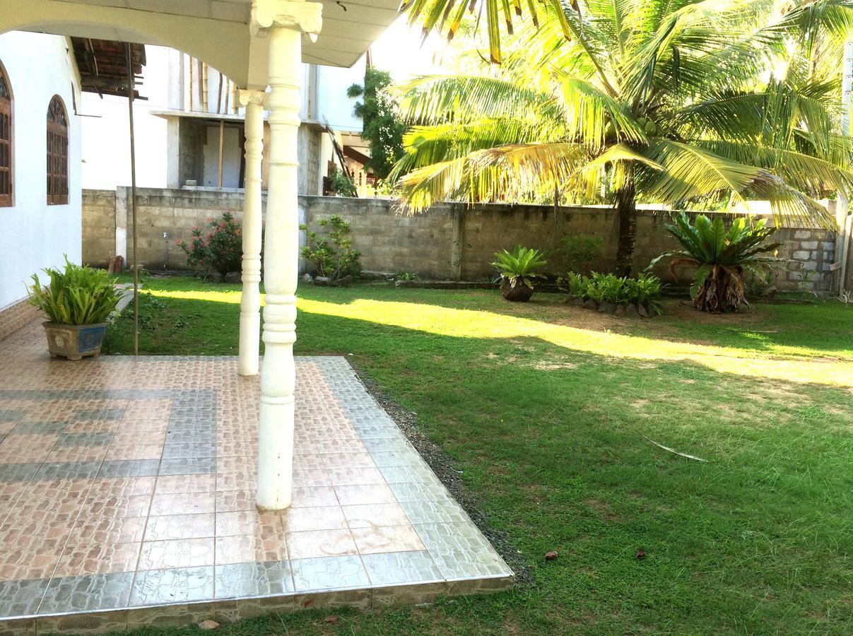 The Breeze Mirissa Bed & Breakfast Ngoại thất bức ảnh