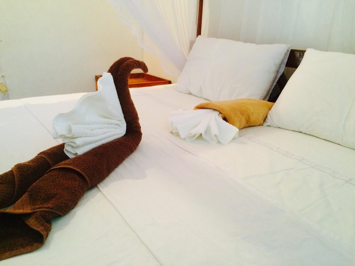 The Breeze Mirissa Bed & Breakfast Ngoại thất bức ảnh