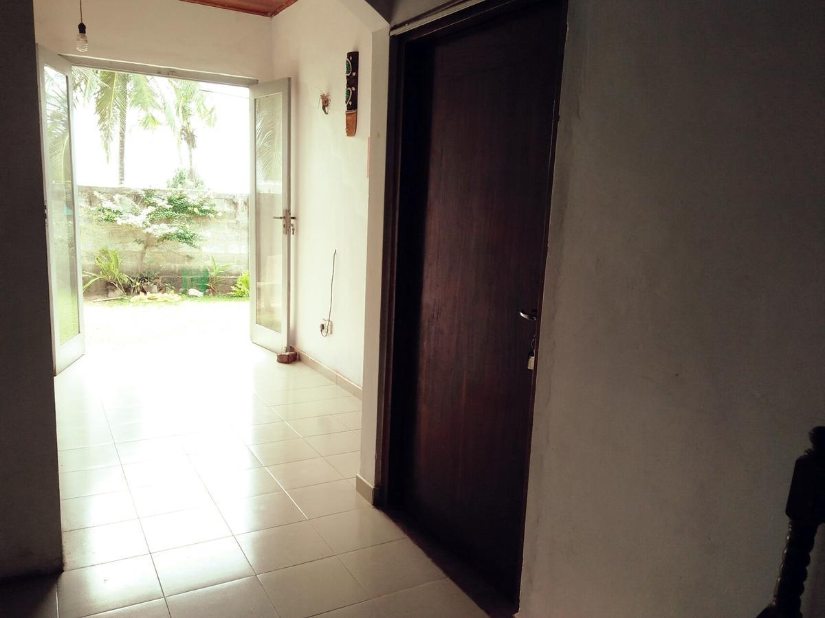 The Breeze Mirissa Bed & Breakfast Ngoại thất bức ảnh