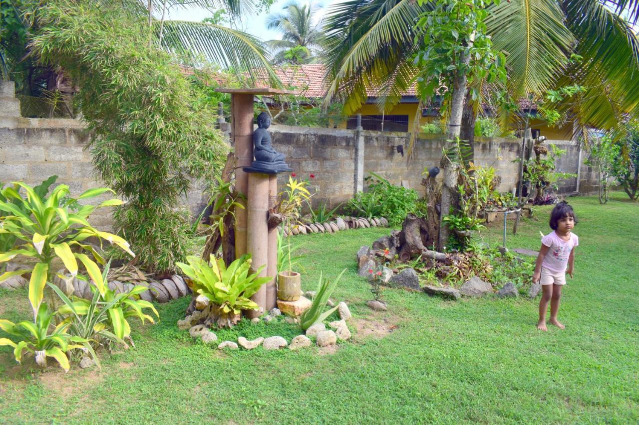 The Breeze Mirissa Bed & Breakfast Ngoại thất bức ảnh